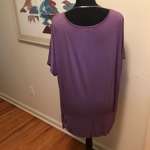 Storm Plus Size 2X Ruched Hemline Tunic Collarless Cowl Neckline - Picture 4 of 7